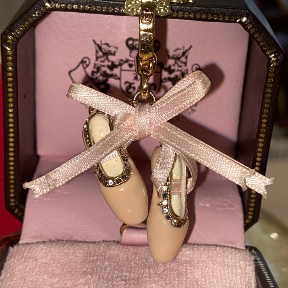 Y2K JUICY COUTURE PINK BALLET SLIPPERS CHARM SHOES BALLERINA DANCER ENAMEL